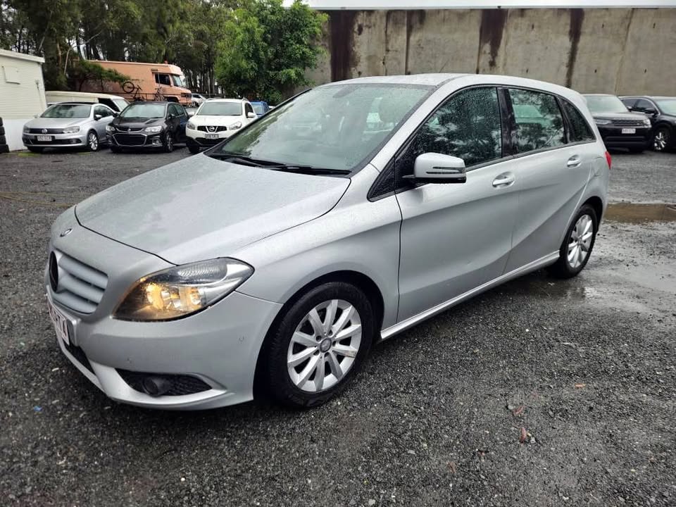 2013 Mercedes-Benz B180 Luxury – Automatic Hatchback